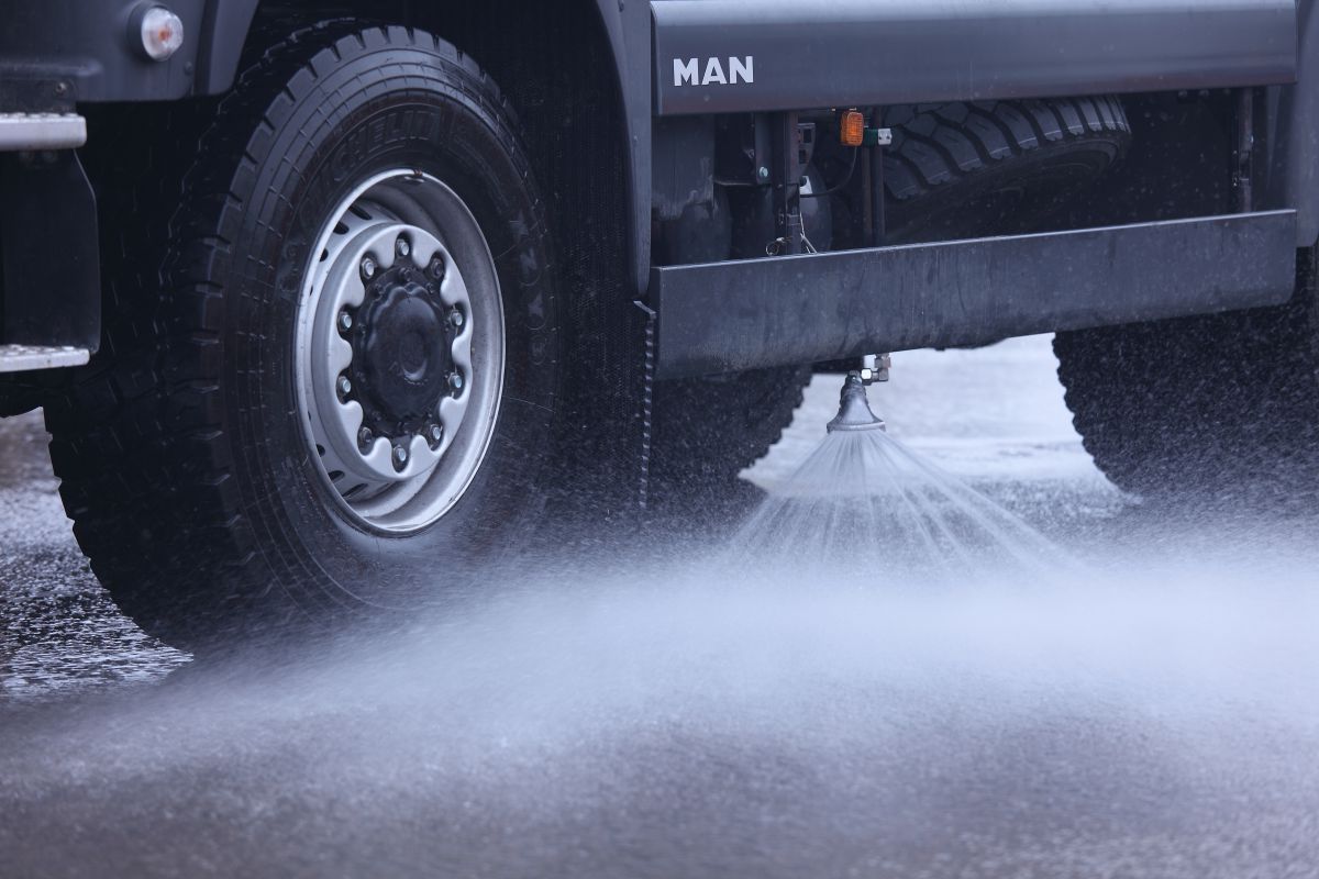 Mycí a kropicí nástavba CNT7000 / CNT8000