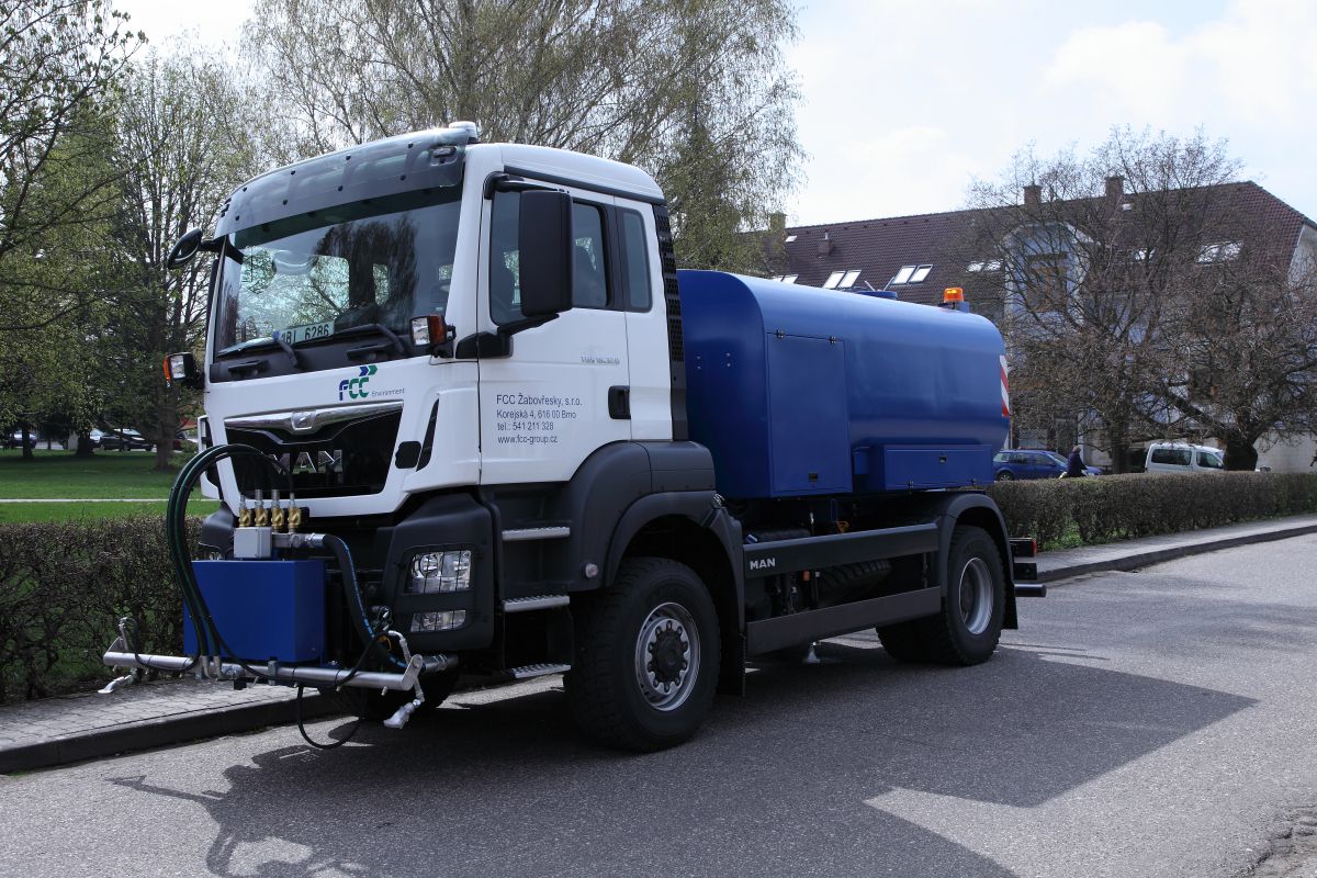 Mycí a kropicí nástavba CNT7000 / CNT8000