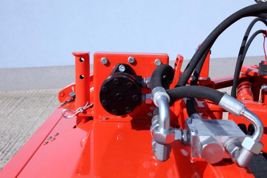 Silniční zametač SZP