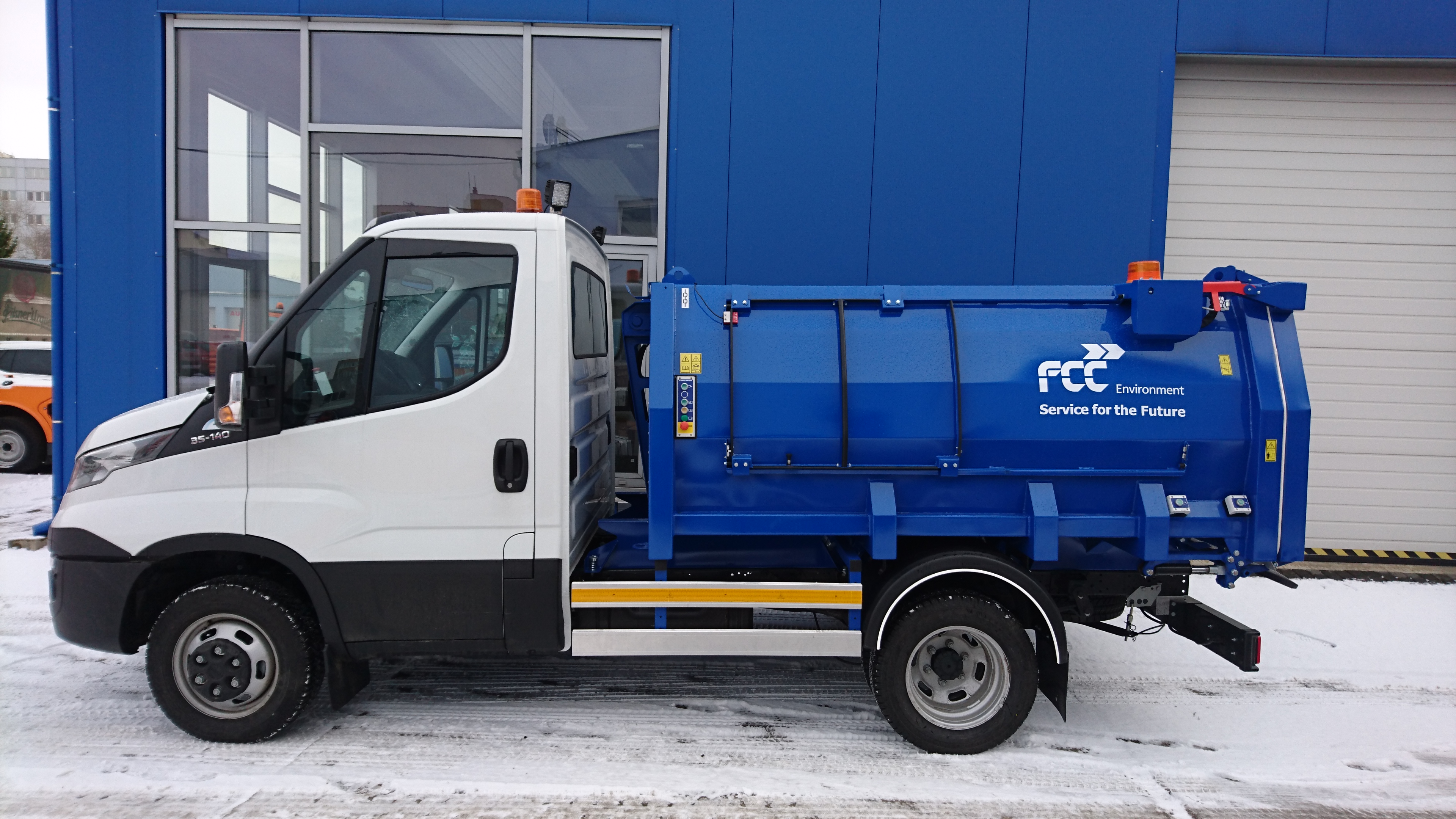 Lisovací nástavba na odpadky BL35 pro společnost FCC České Budějovice.