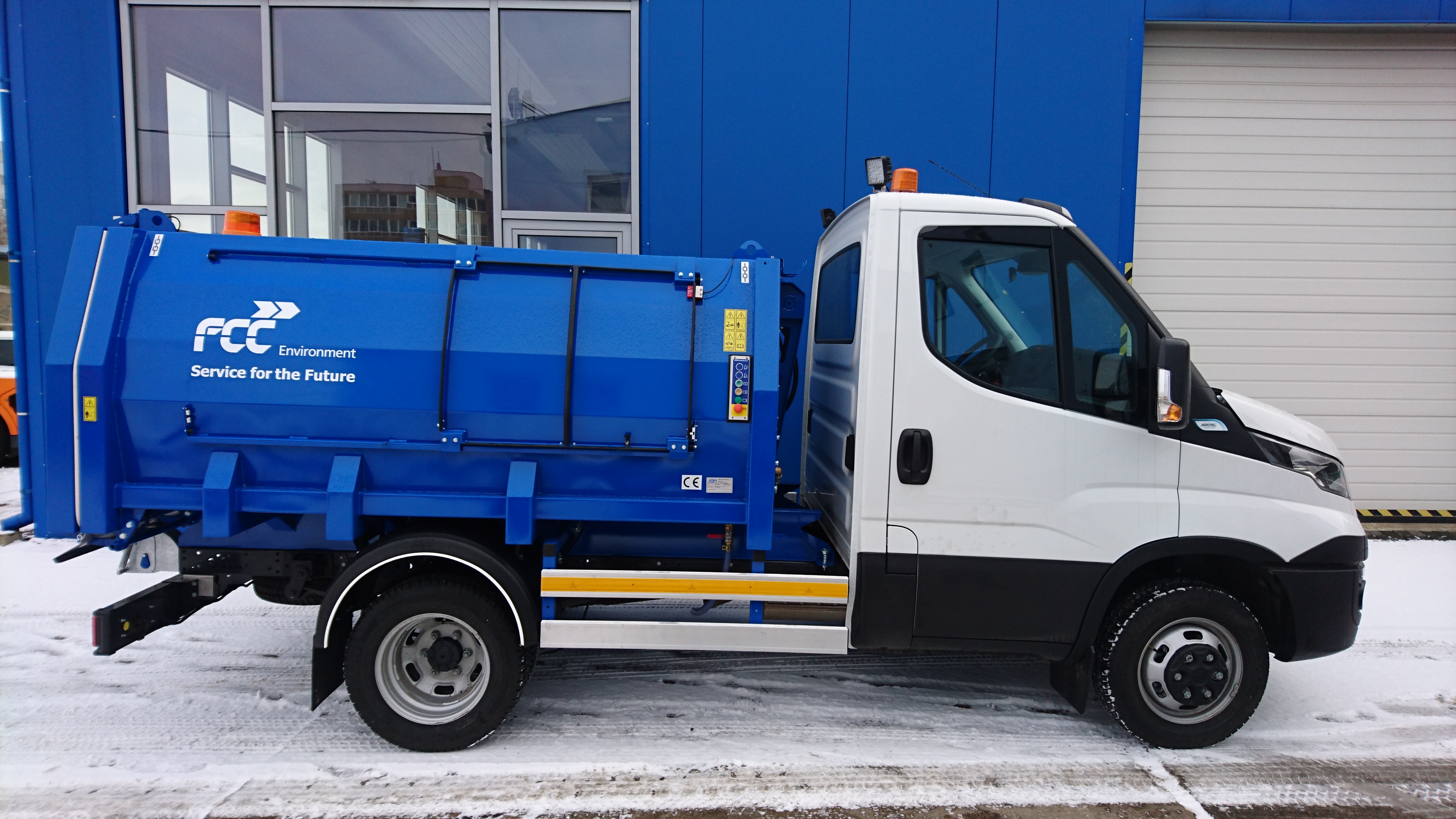 Lisovací nástavba na odpadky BL35 pro společnost FCC České Budějovice.