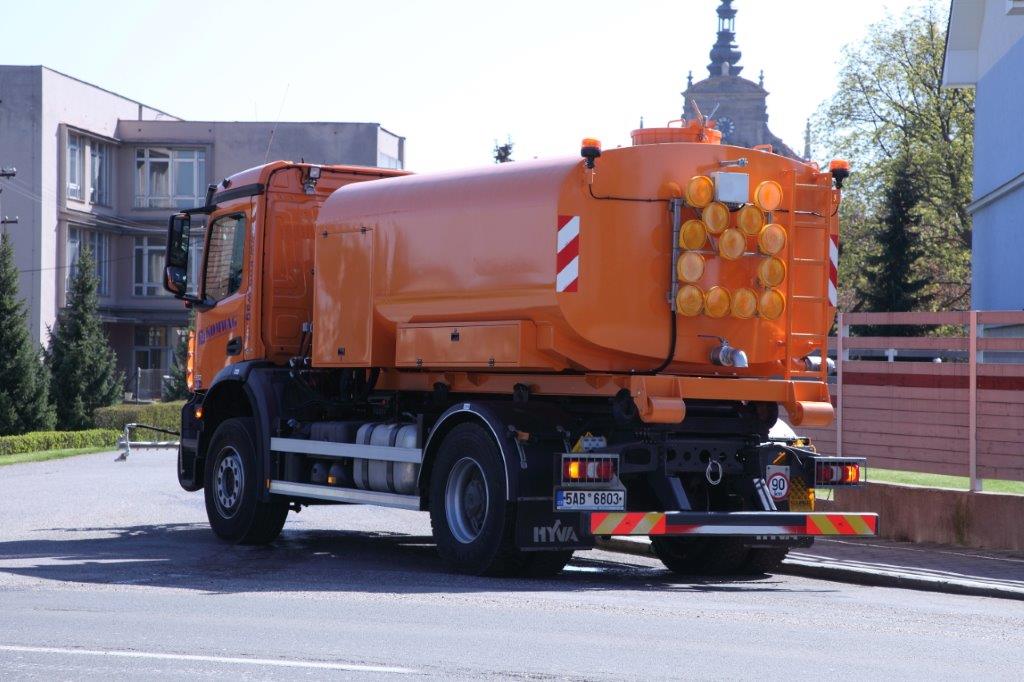 Mycí a kropící zařízení CNT pro společnost KOMWAG.