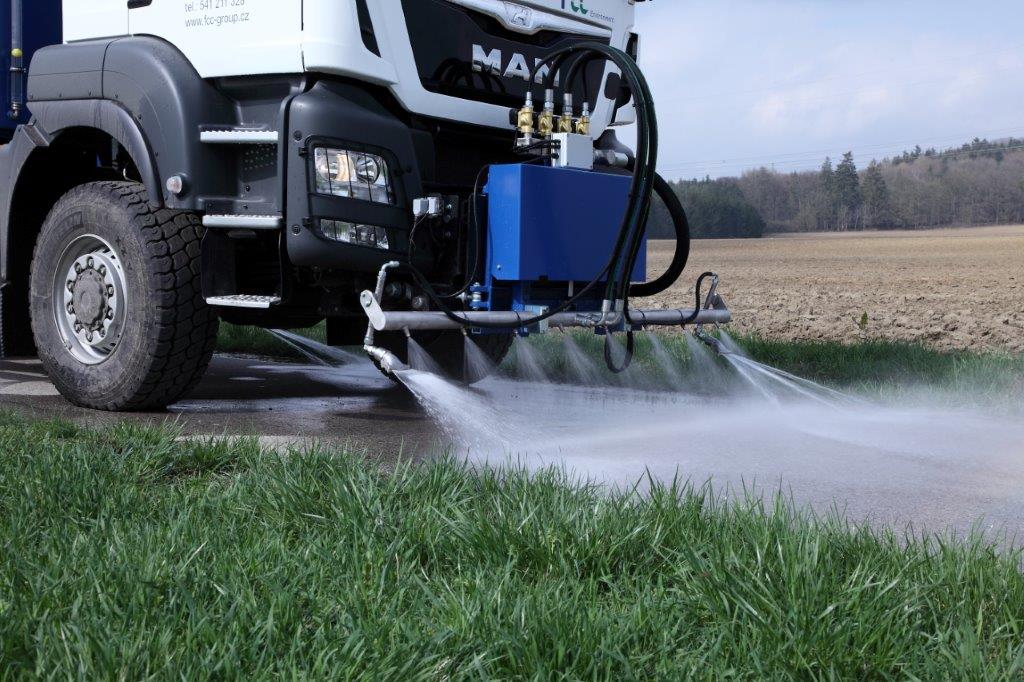 Mycí a kropící zařízení CNT pro společnost FCC.